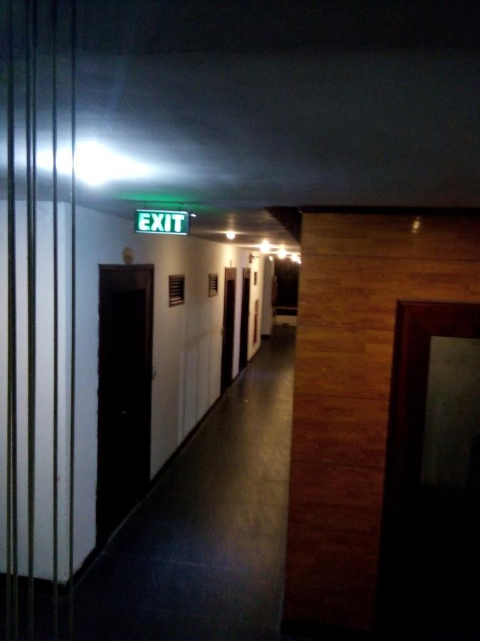 Khach San Thuong Mai Hotel Yen Thinh Eksteriør billede